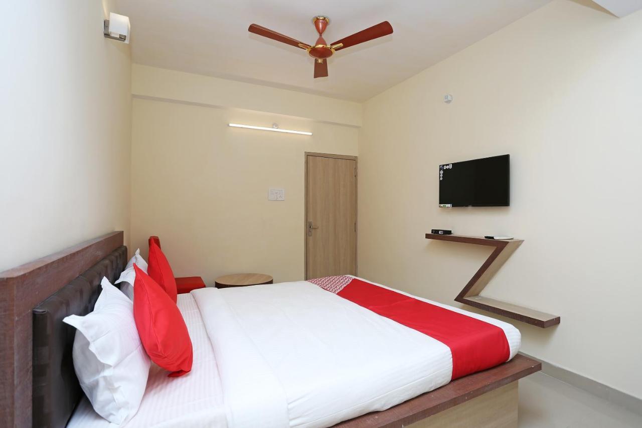 Oyo Flagship 11549 Crystal Inn Jamshedpur Esterno foto