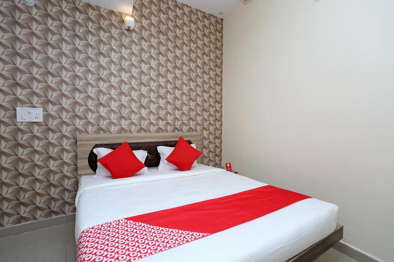Oyo Flagship 11549 Crystal Inn Jamshedpur Esterno foto